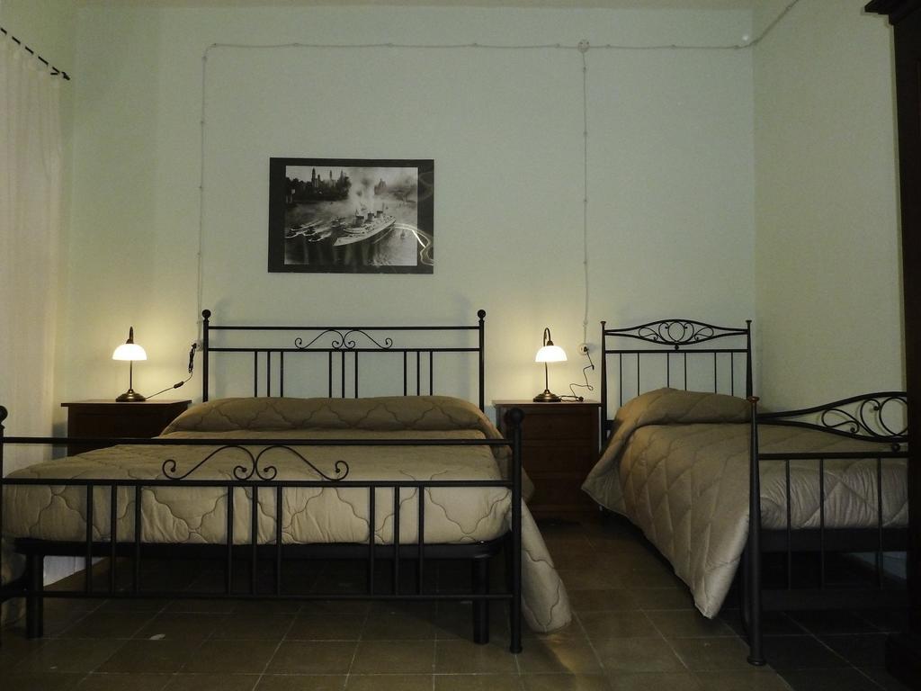 La Casa Dellamericano - Casa D'Epoca Anni '30 Aliano 외부 사진
